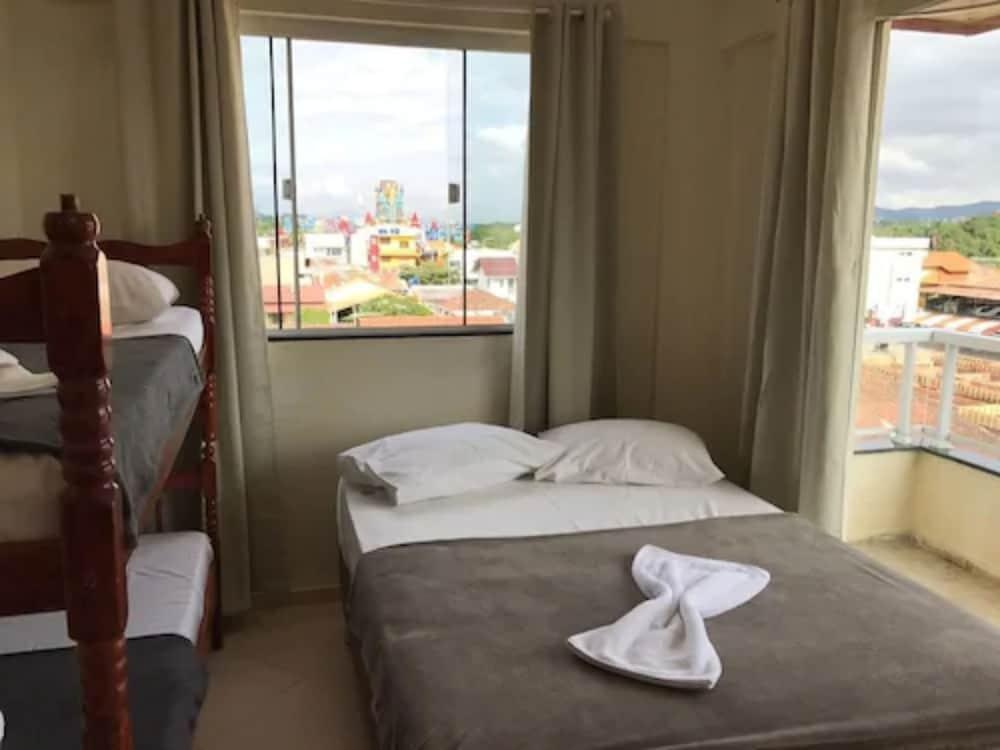Hotel Recanto Do Cowboy Penha (Santa Catarina)